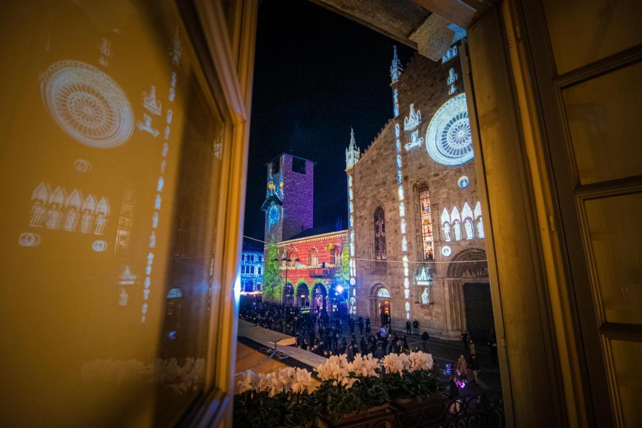 Апартаменти La Finestra Sul Duomo - The House Of Travelers Комо Екстер'єр фото